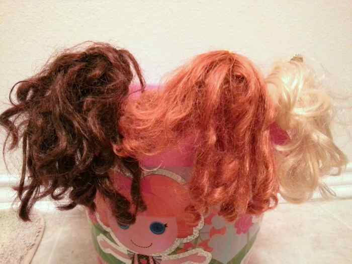Untangle and Soften Doll Hair