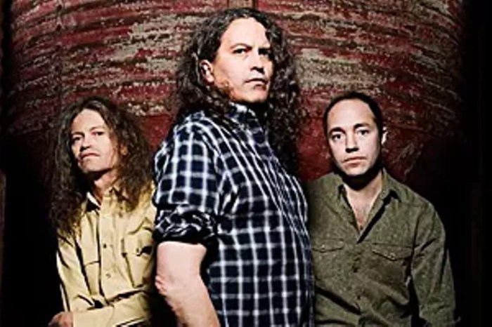 News in Brief Meat Puppets, Big Business & More