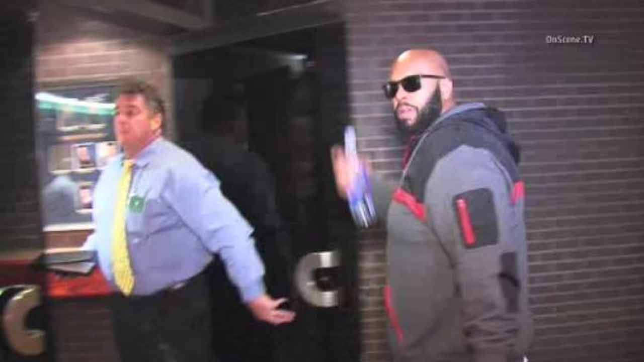 Suge Knight Pleads Not Guilty to Murder Suge knight charged with murder