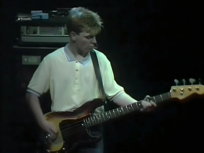 The smiths bassist andy rourke dies at 59