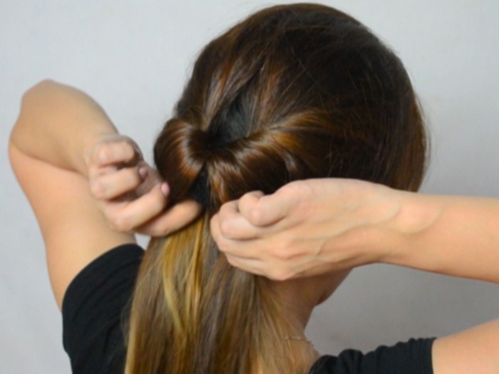 4 Easy Ways to Do an Inside Out Ponytail - wikiHow Do an Inside Out Ponytail