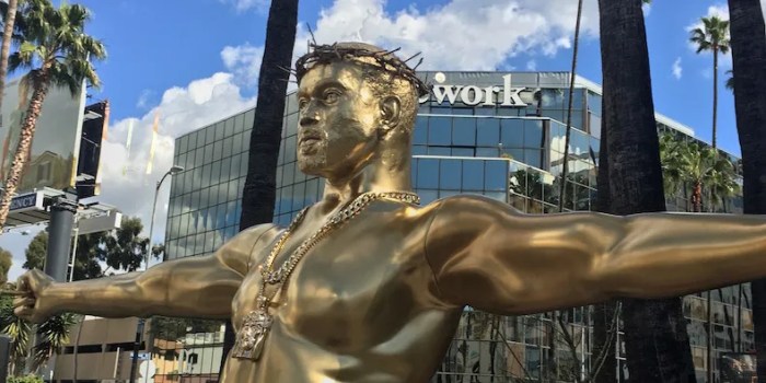Gold statue of Kanye West as Jesus unveiled by British artist in ... Life size kanye jesus sculpture appears on hollywood boulevard