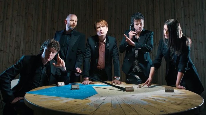 Franz ferdinand share new anti trump song demagogue listen