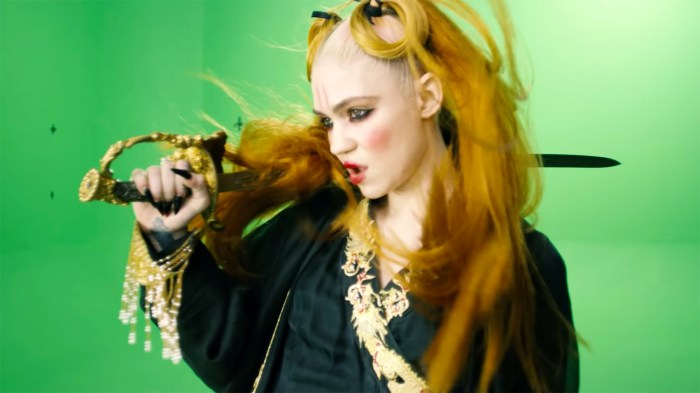 Grimes unveils software to mimic her voice and announces 2 new songs