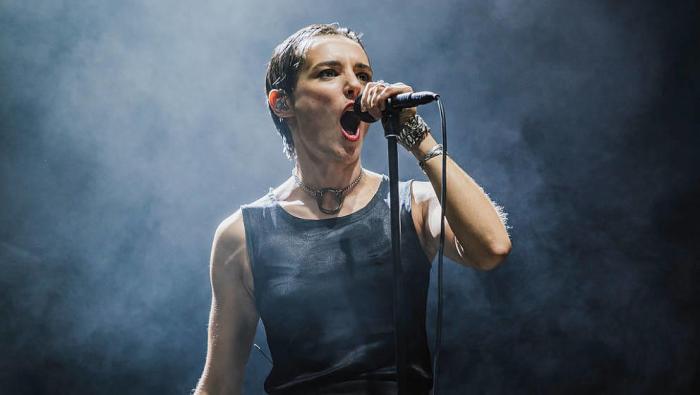 The xxs romy talks xxs origins love of beyonce with savages jehnny beth listen