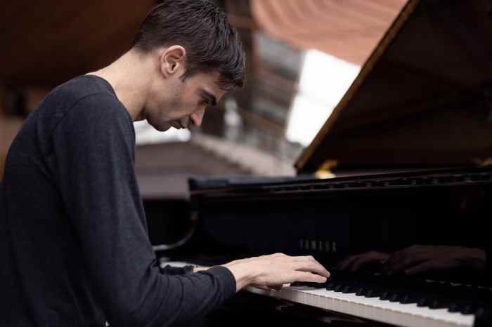 Preparing for a new era of psychedelic treatment | Johns Hopkins joins ... Jon hopkins music for psychedelic therapy