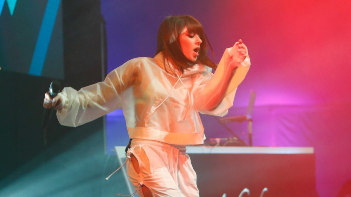 Watch charli xcx and carly rae jepsen play new songs at pc music party
